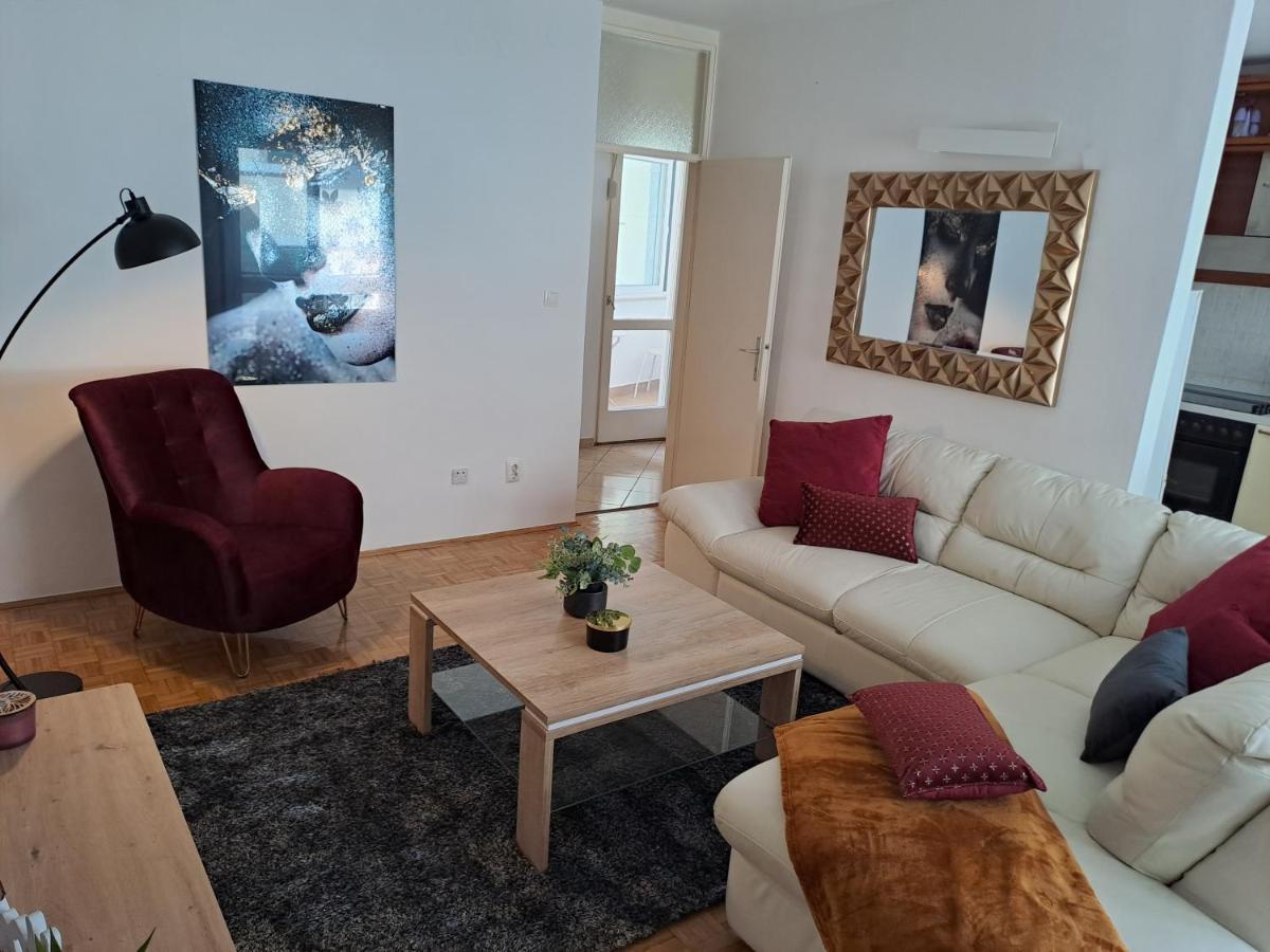 Center Apartment Silvana Split Dış mekan fotoğraf