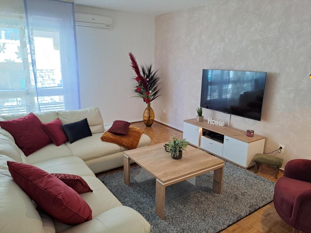 Center Apartment Silvana Split Dış mekan fotoğraf