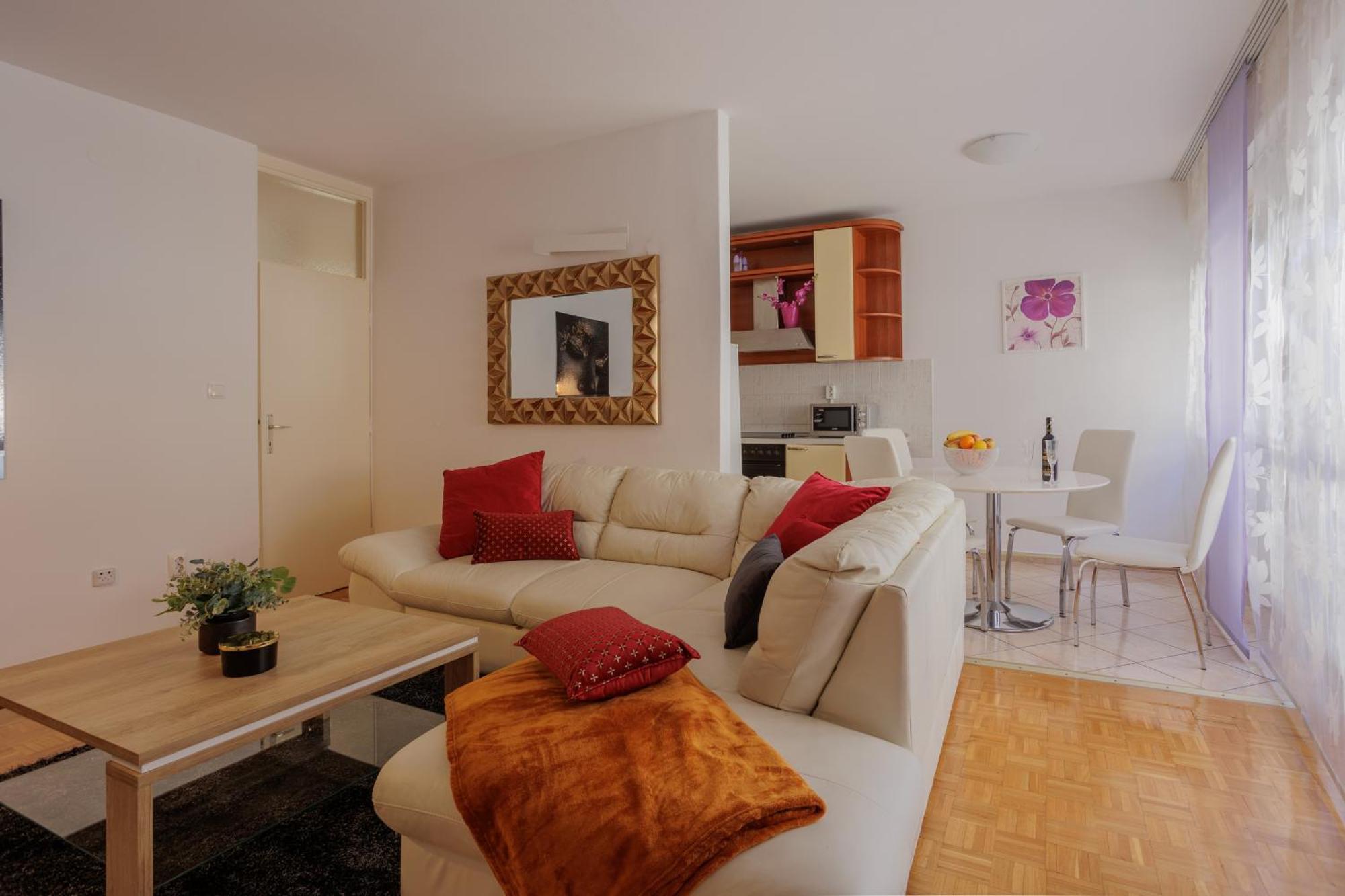 Center Apartment Silvana Split Dış mekan fotoğraf